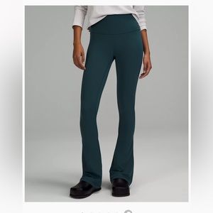 Lululemon Align wide leg flare